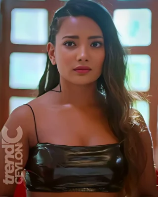 Jullie Borra web series actress