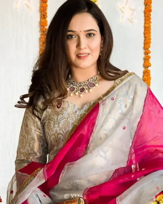 Pari Choudhary web series actress