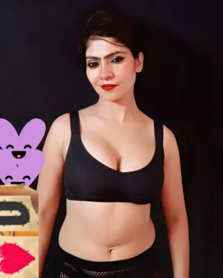 Simran Kapoor web series actress
