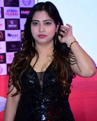Subhati Das web series actress