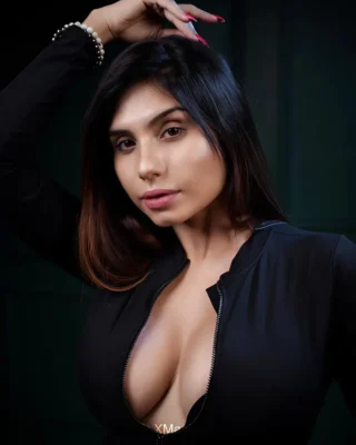 Taniya Chatterjee web series actress